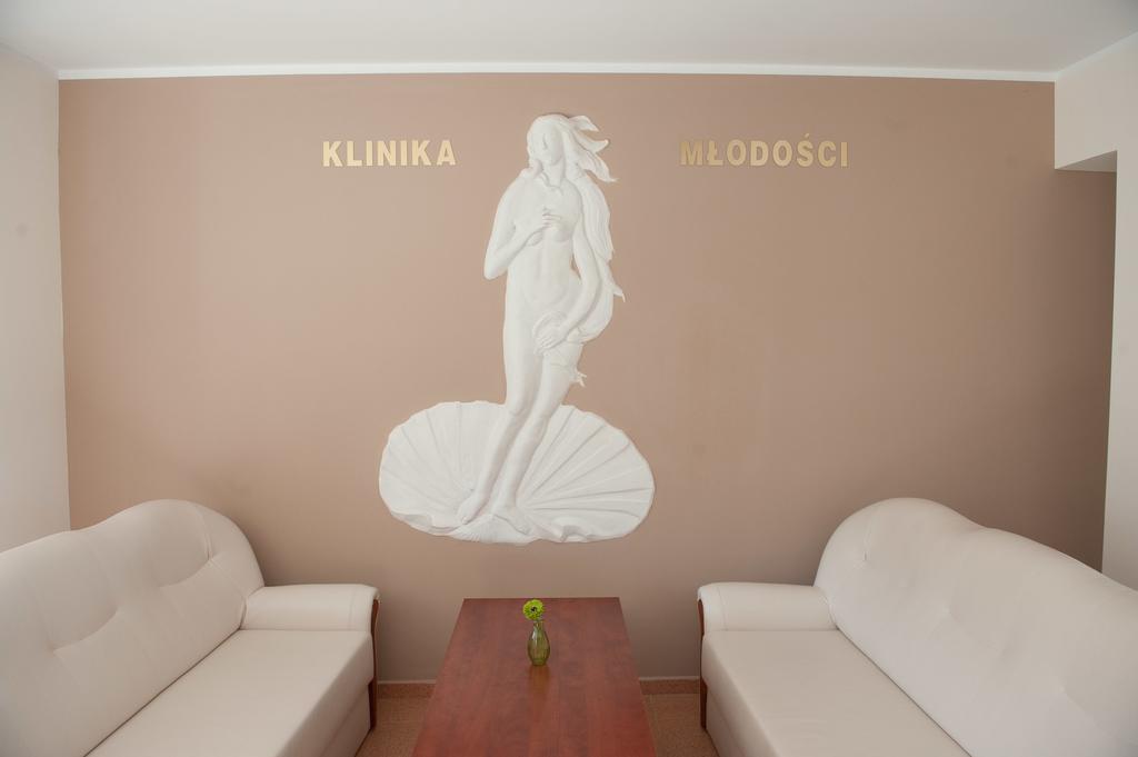 Klinika Mlodosci Medical Spa Swieradow-Zdroj Exterior photo